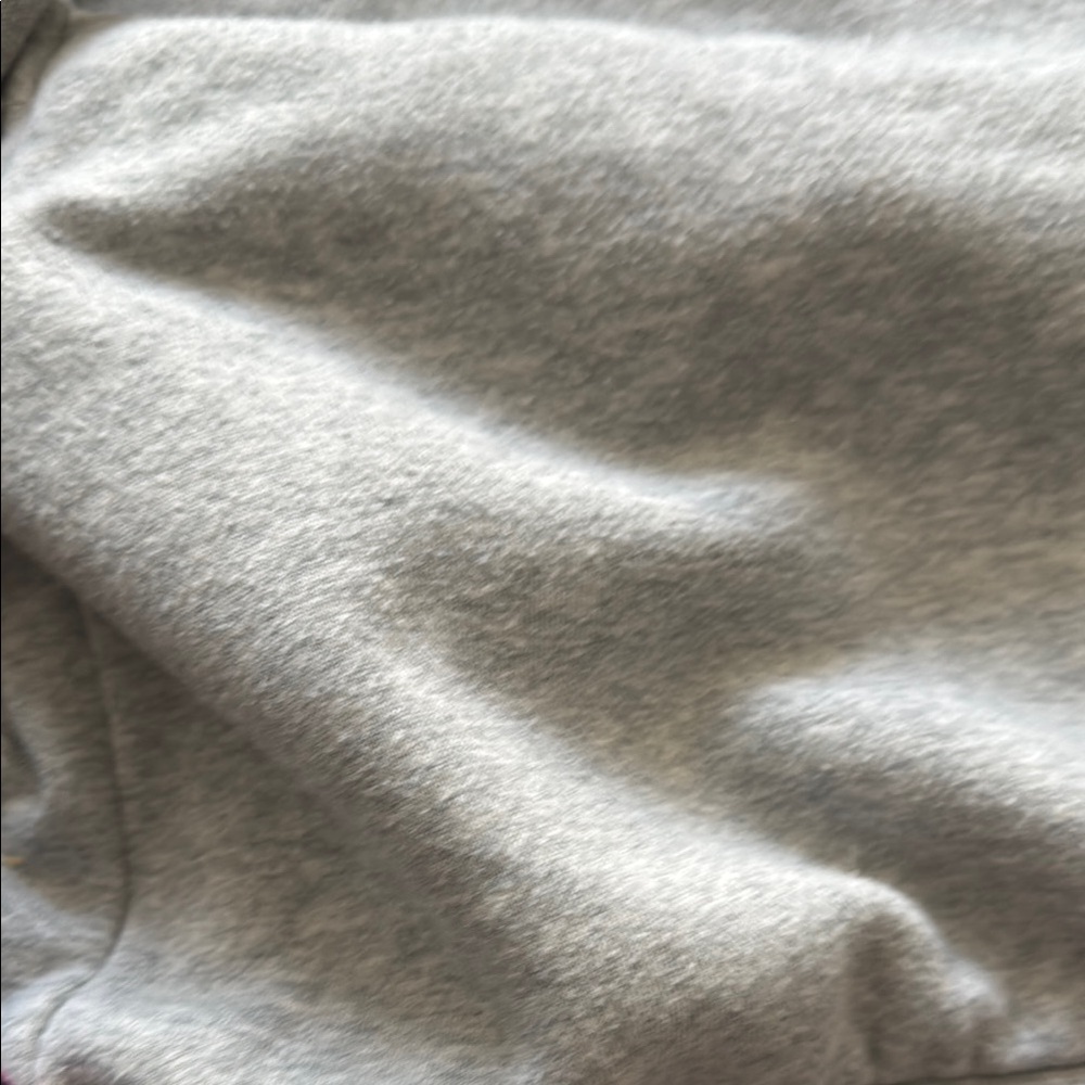 Crop Gap Sweatshirts - Picture 5 of 8